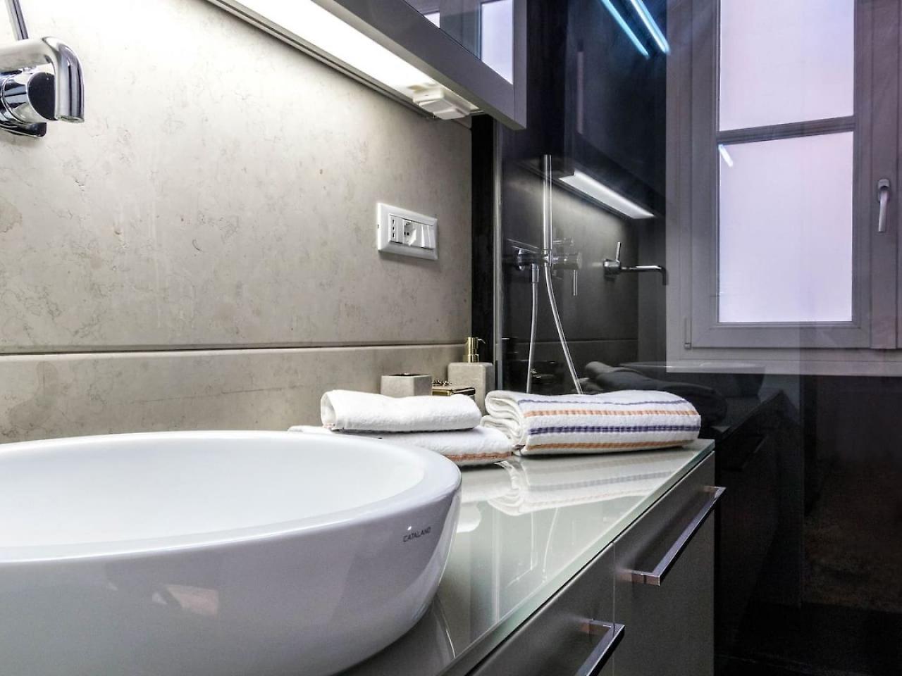 Joivy Superb 1Bed Apt In Brera Милано Екстериор снимка